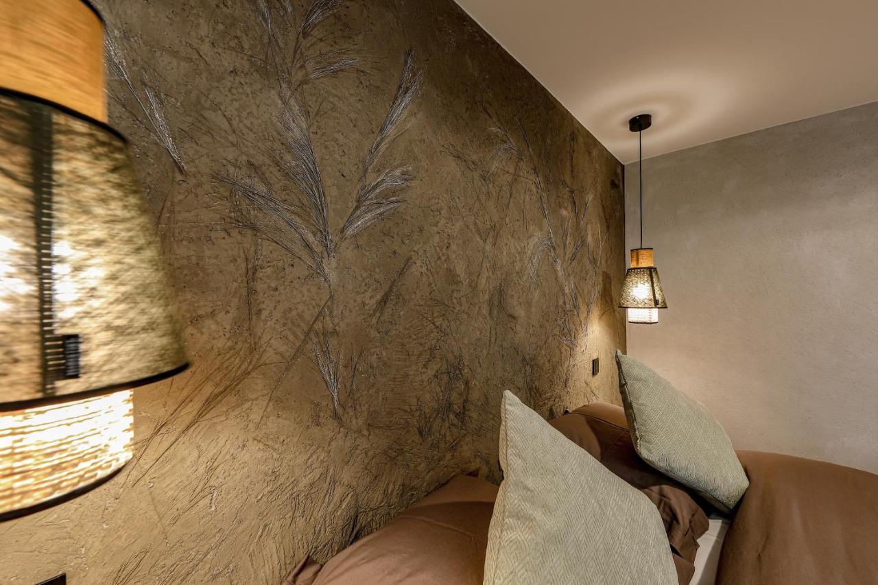 Couleur Basilic Aparthotel Rochefort Bagian luar foto